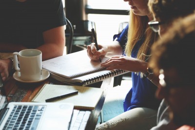 people-woman-coffee-meeting_original